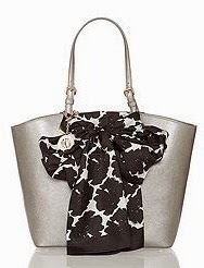 http://www.awin1.com/cread.php?awinaffid=32306&awinmid=3100&p=http%3A%2F%2Fwww.houseoffraser.co.uk%2FDKNY%2BGunmetal%2Blarge%2Bscarf%2Btote%2Bbag%2F204783775%2Cdefault%2Cpd.html