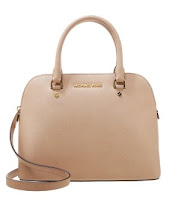 http://click.linksynergy.com/fs-bin/click?id=CX54I0Ftnrk&subid=0&offerid=254410.1&type=10&tmpid=6887&RD_PARM1=http%3A%2F%2Fwww.net-a-porter.com%2Fgb%2Fen%2Fproduct%2F559857%2Fmichael_michael_kors%2Fharper-medium-textured-leather-tote