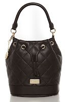 http://www.awin1.com/cread.php?platform=dl&awinmid=3100&awinaffid=32306&clickref=&p=http%3A%2F%2Fwww.houseoffraser.co.uk%2FDKNY%2BQuilt%2Bblack%2Bbucket%2Bbag%2F222610328%2Cdefault%2Cpd.html