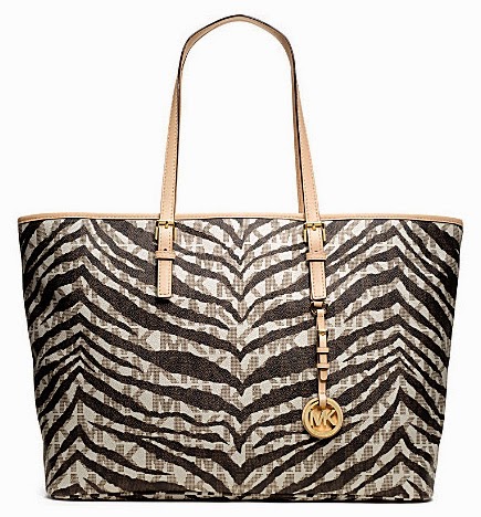 http://www.awin1.com/cread.php?awinmid=3539&awinaffid=32306&clickref=&p=http%3A%2F%2Fwww.selfridges.com%2Fen%2Fmichael-michael-kors-jet-set-tiger-print-medium-tote_128-3001451-30S4GTVT6V150%2F%3FpreviewAttribute%3DVanilla